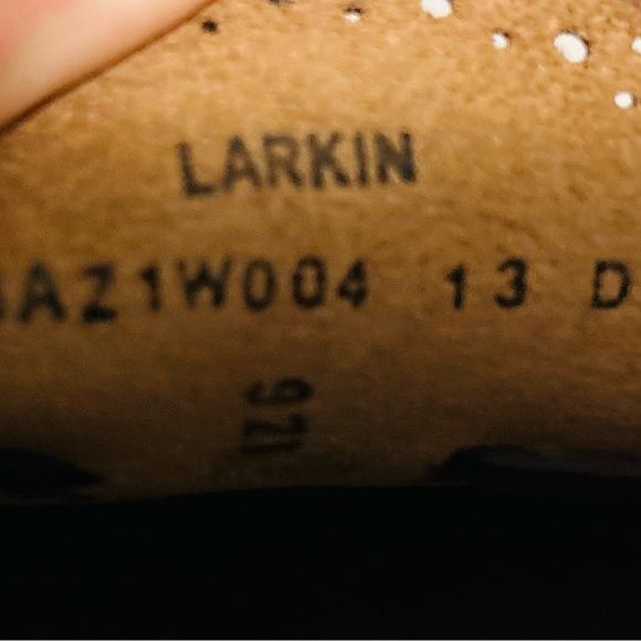 Gently worn G.H. Bass & Co. “Larkin” tasseled loafers 13D. - Picture 2 of 6